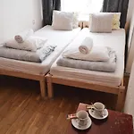 Old Town Hostel Alur